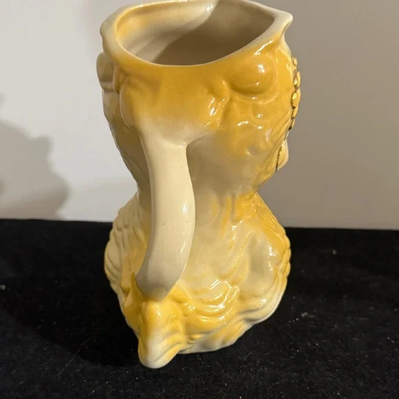 Vintage Shawnee Pottery pitcher 1940’s - Picture 5 of 8